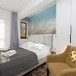 Grand 招待所