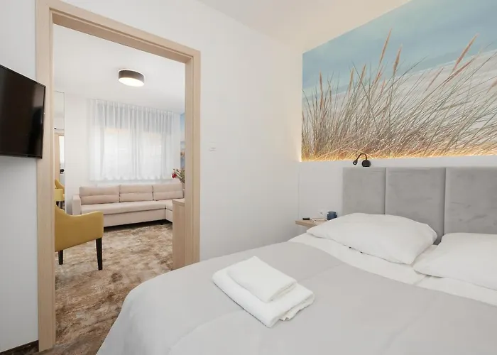 Guest house Grand Rewal